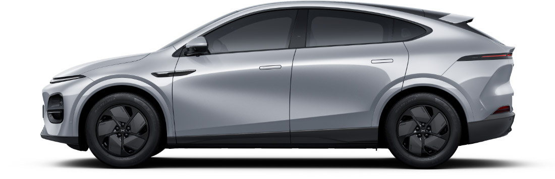 Xpeng G9 Stříbrná Frost